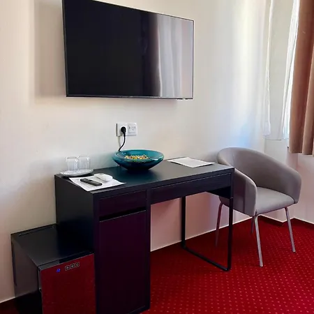 Marot Bed & Breakfast 3*