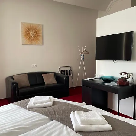 Bed & Breakfast Marot 3*